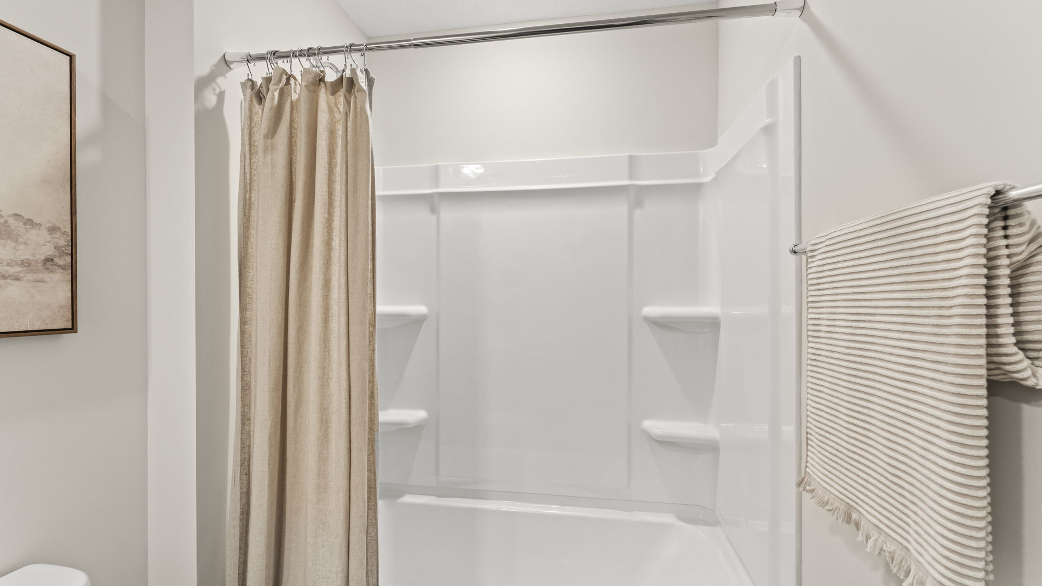 Bathroom tub and shower