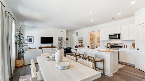dining space, kitchen and greatroom