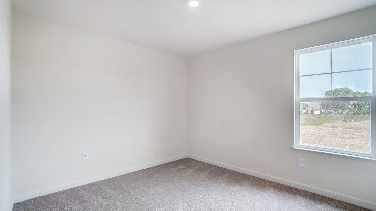 second bedroom with single window