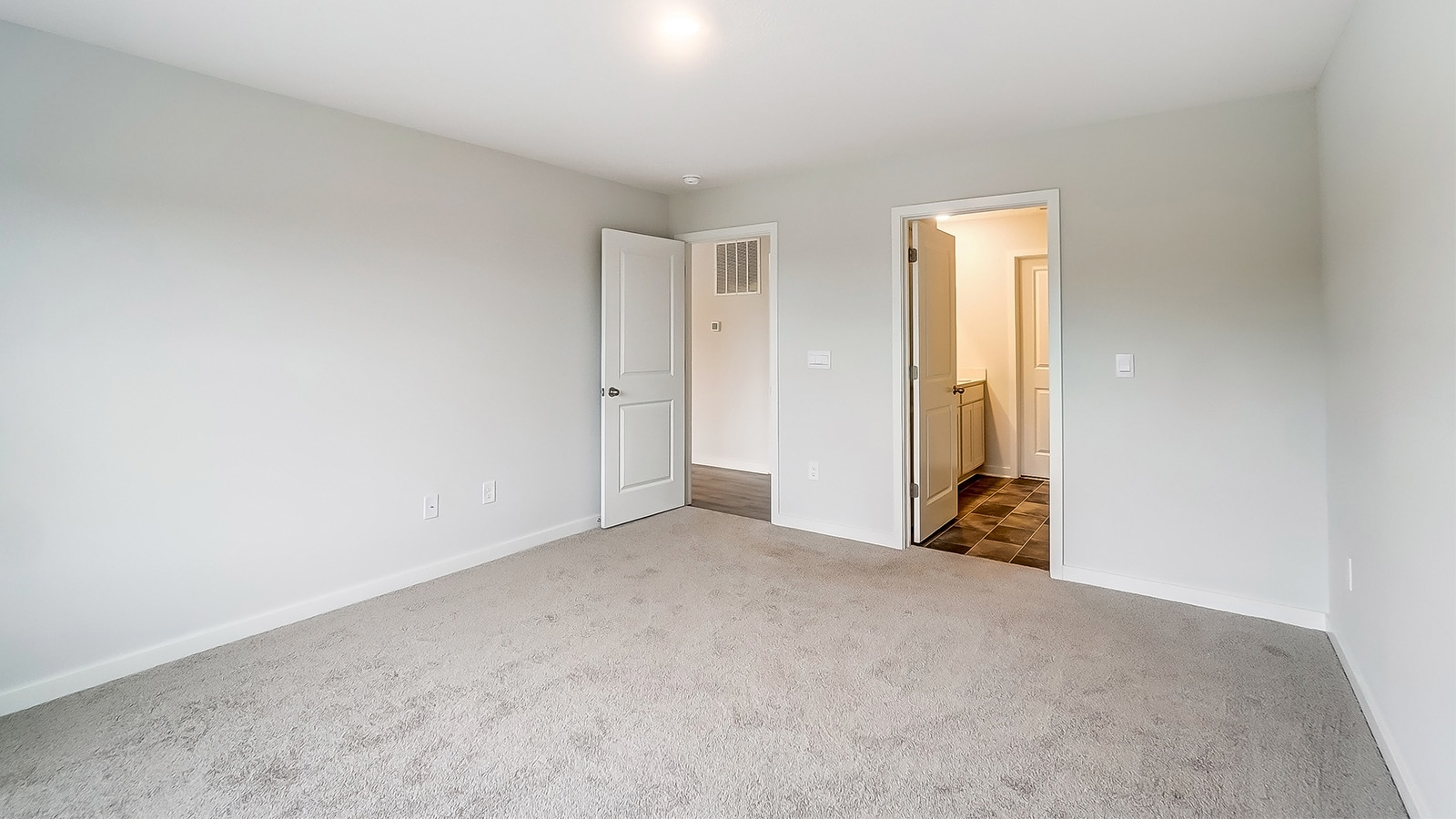 bedroom 1 with ensuite bathroom
