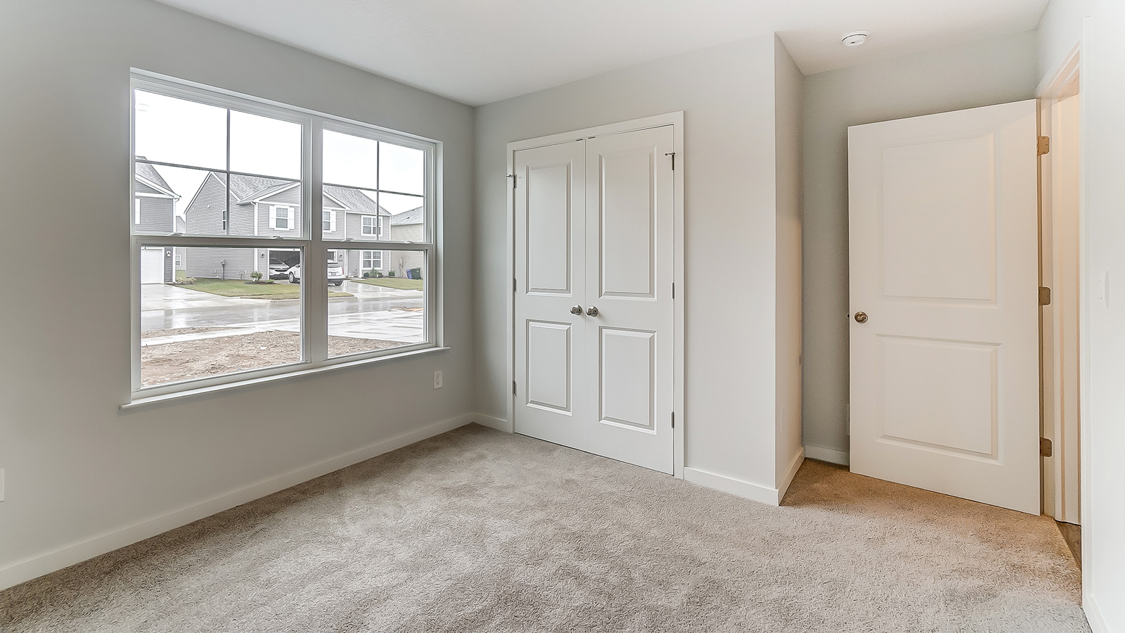 bedroom 2 entry and closet