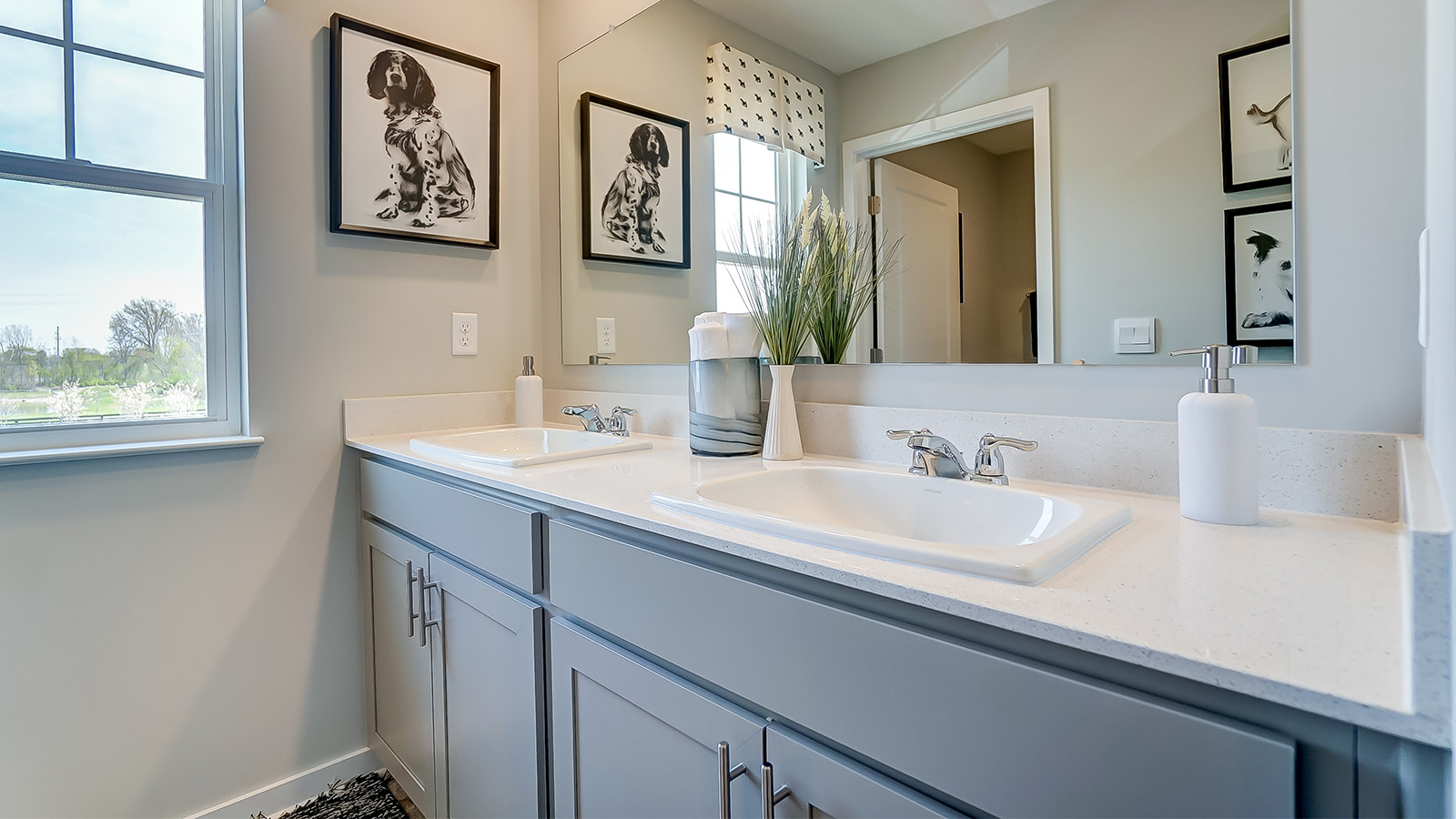 third full bath double vanity