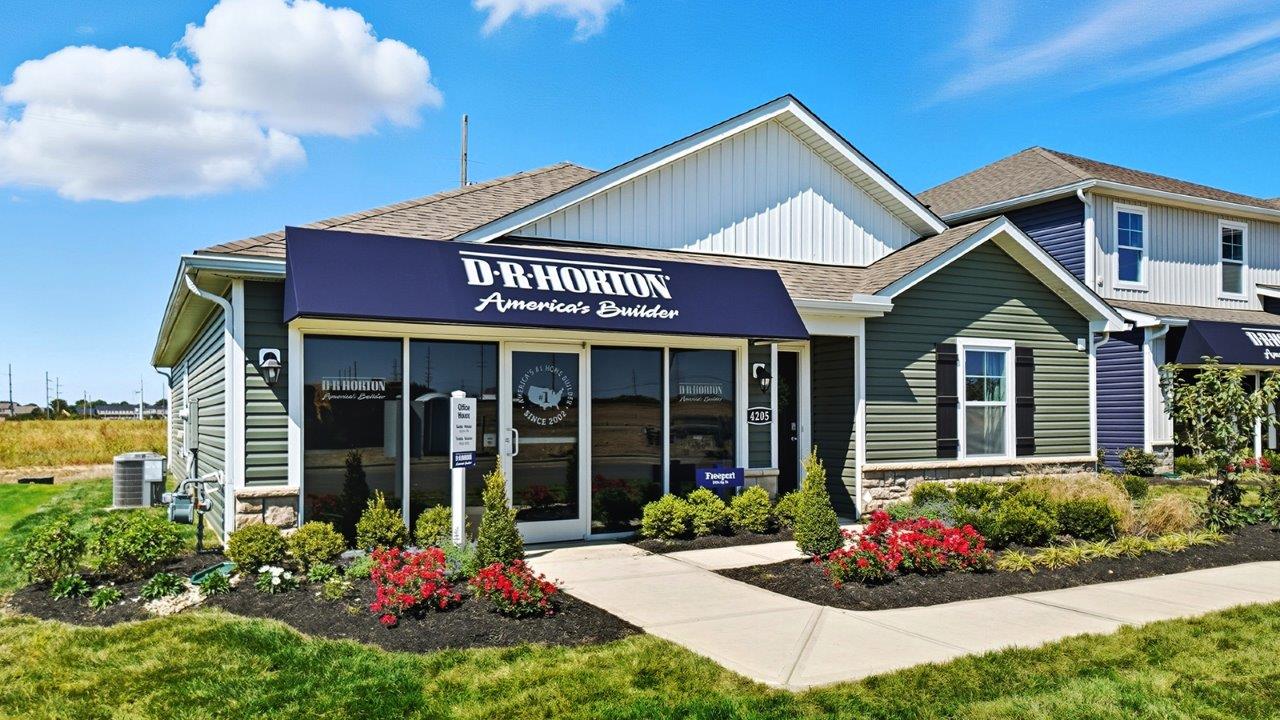 Front exterior Freeport Model at LD