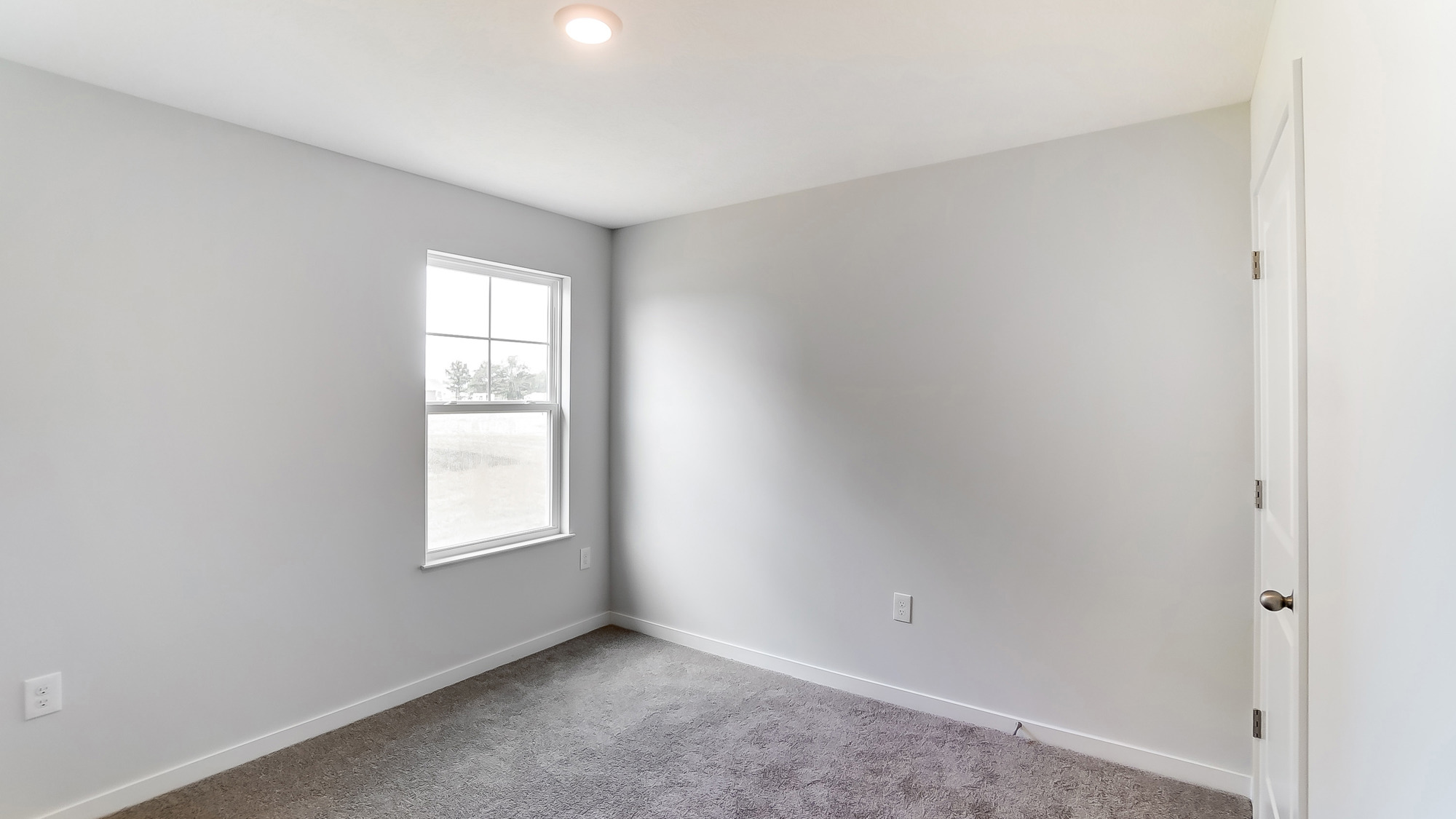 fourth bedroom with single window