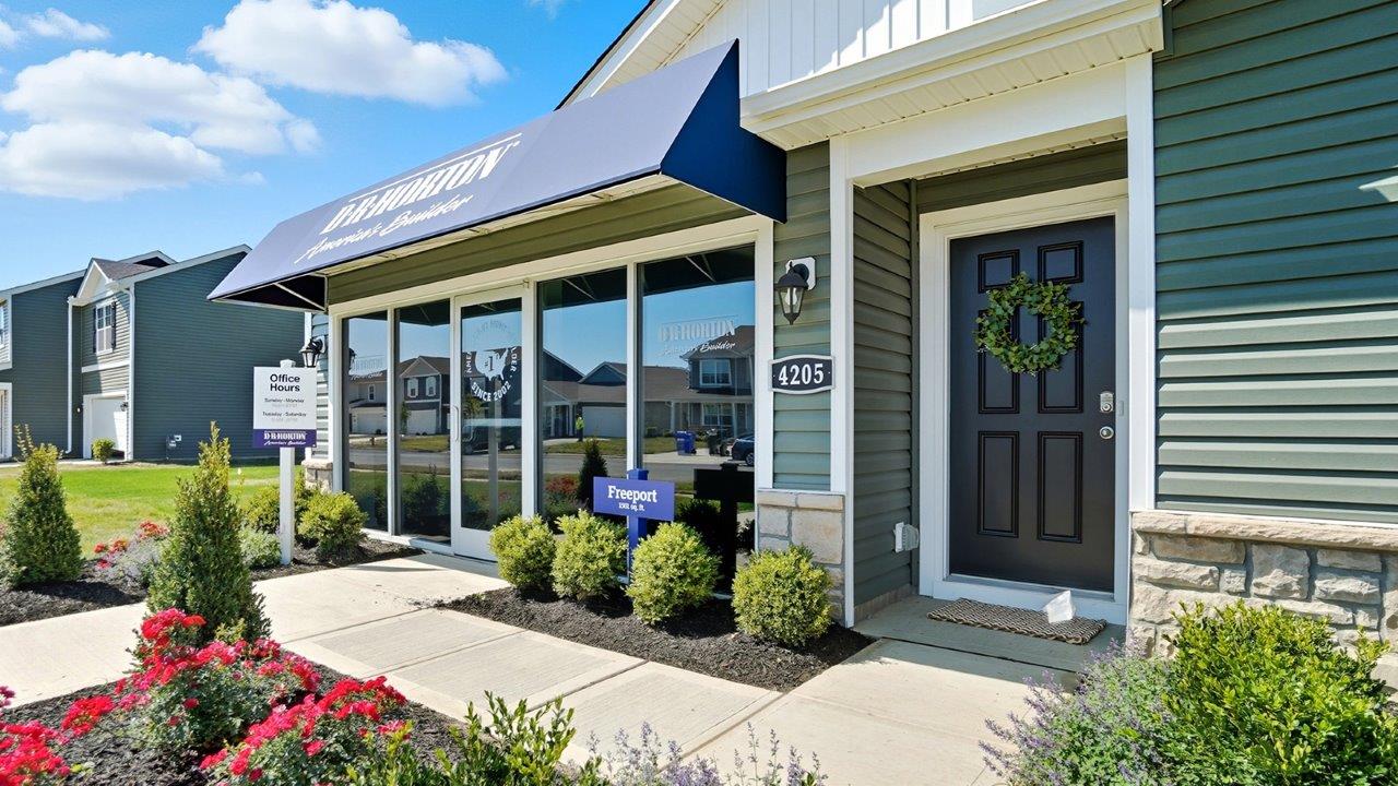 Front porch of Freeport Model at LD