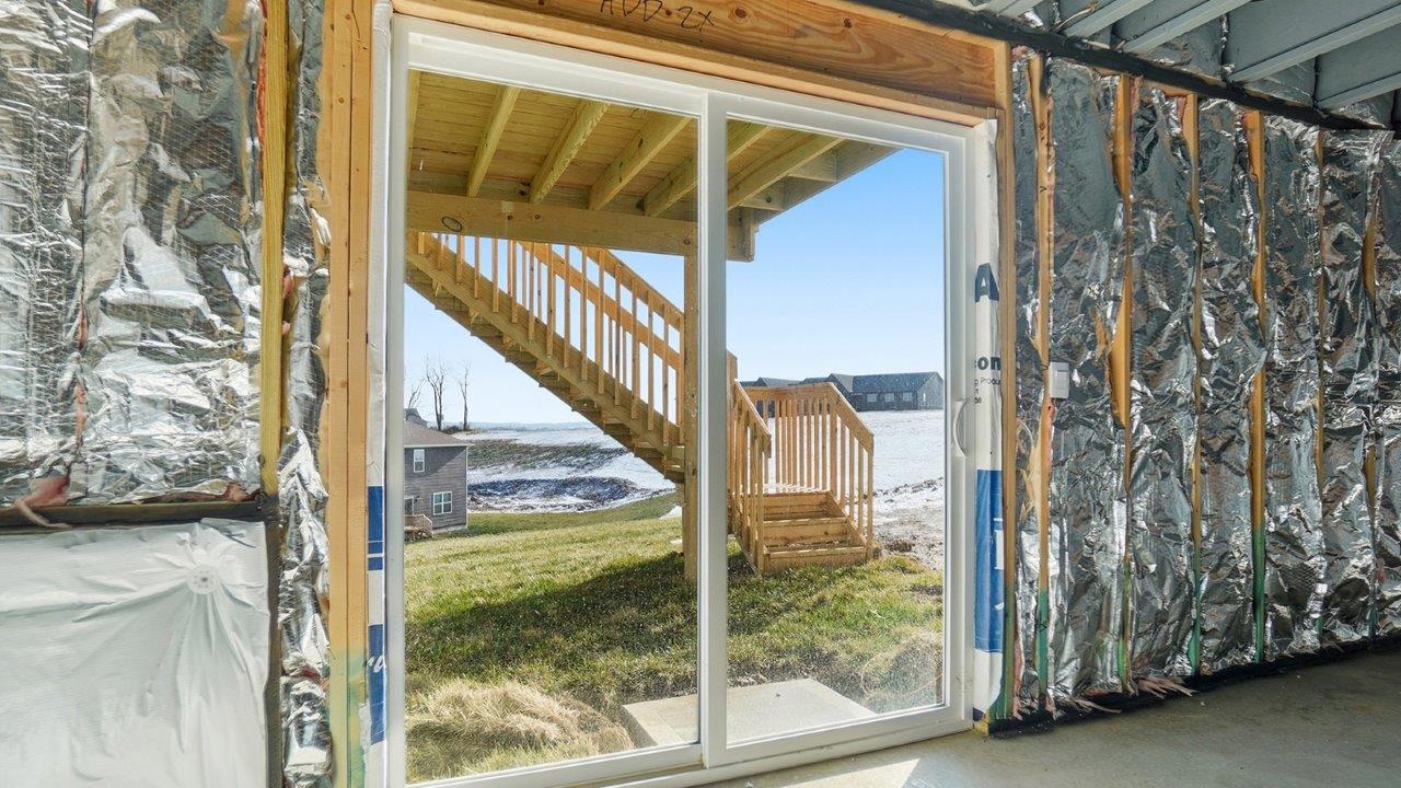 walk out basement with sliding door