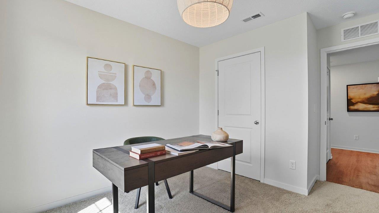 fourth bedroom as office