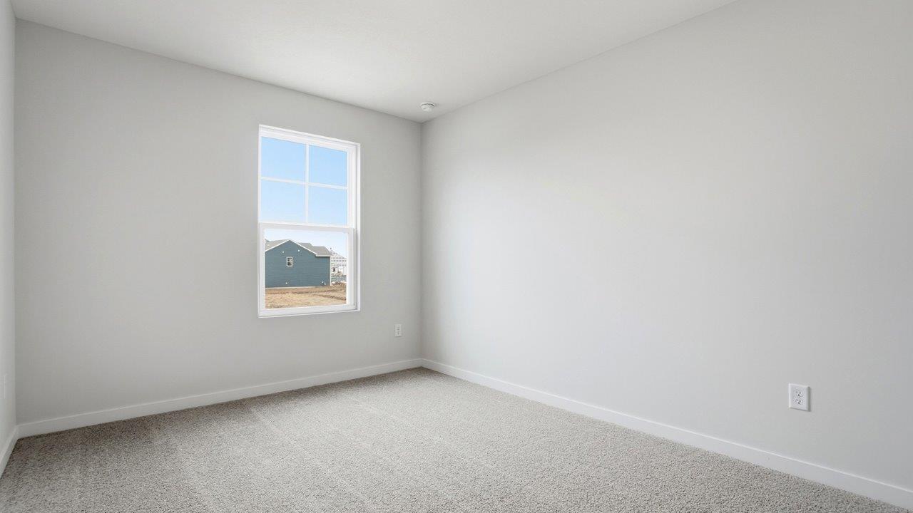 third bedroom with single window