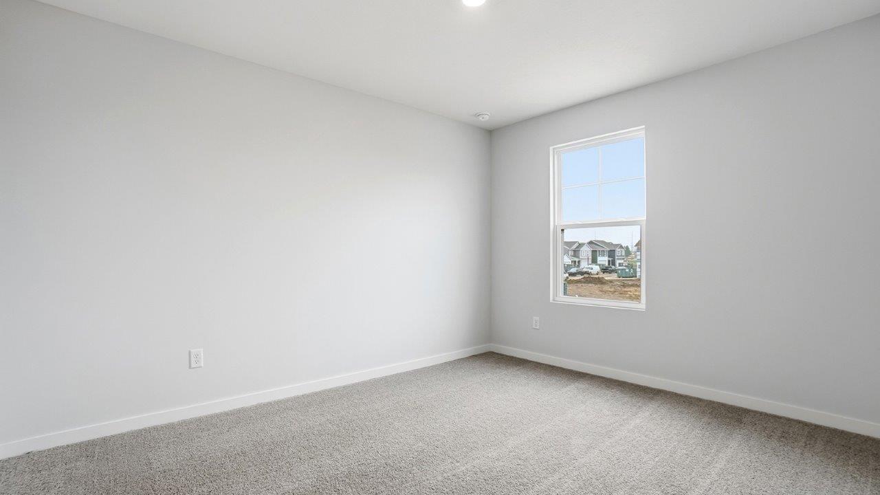 second bedroom with single window