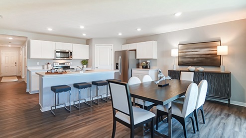 Chase Landings Model Chatham Dining Area