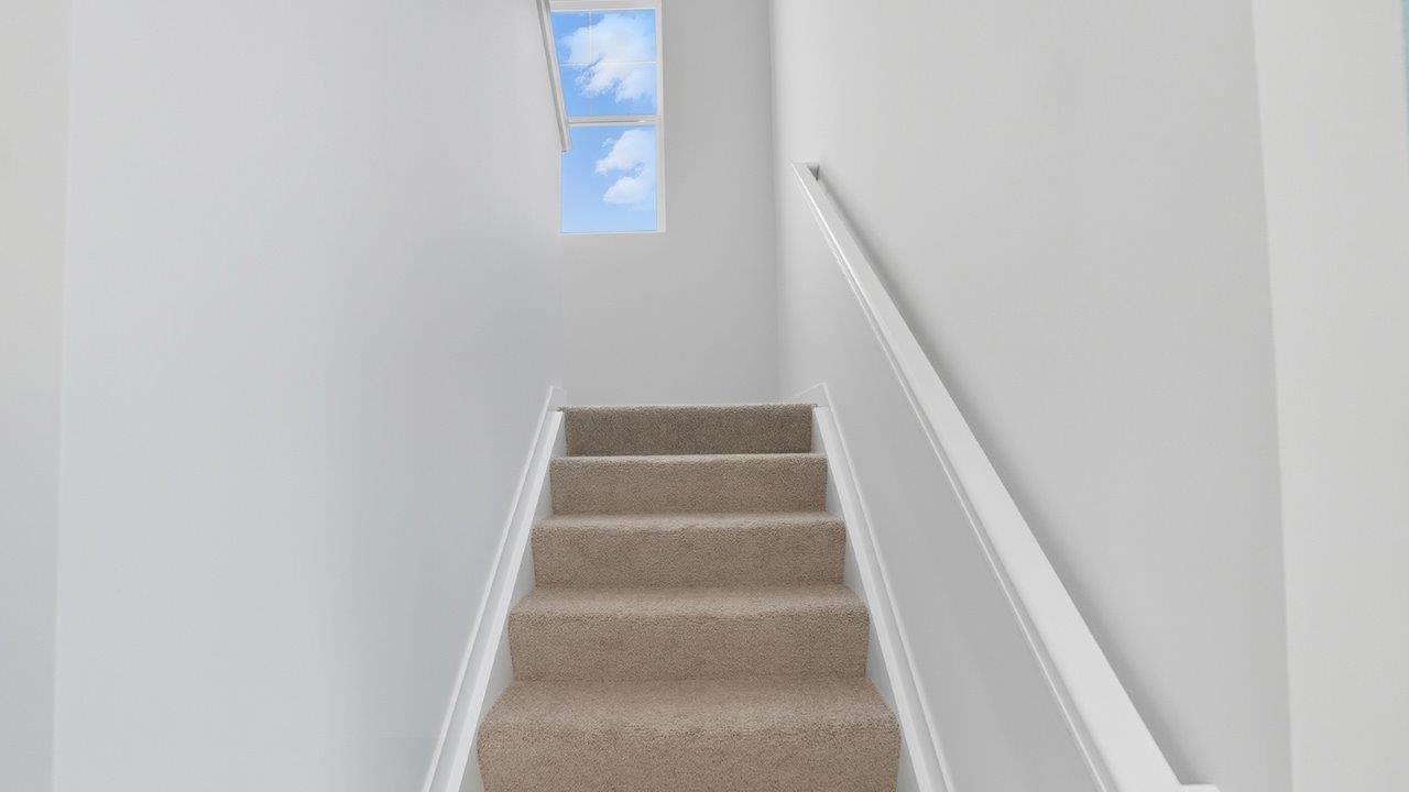 turn back staircase with single window