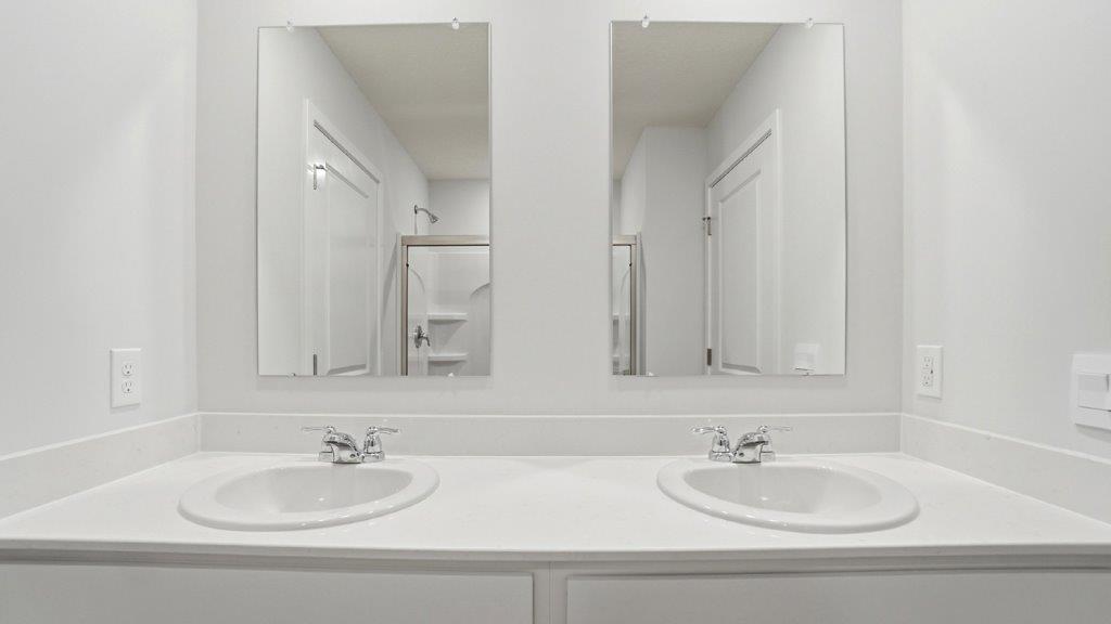 ensuite double vanity
