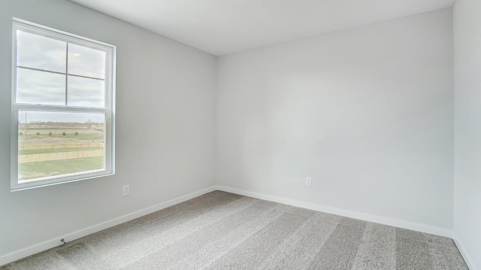 third bedroom with single window