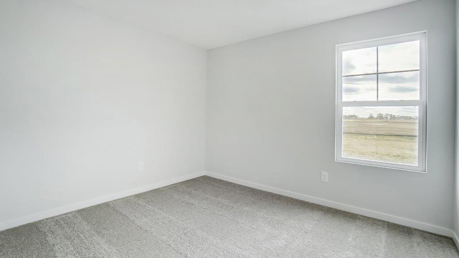 second bedroom with single window