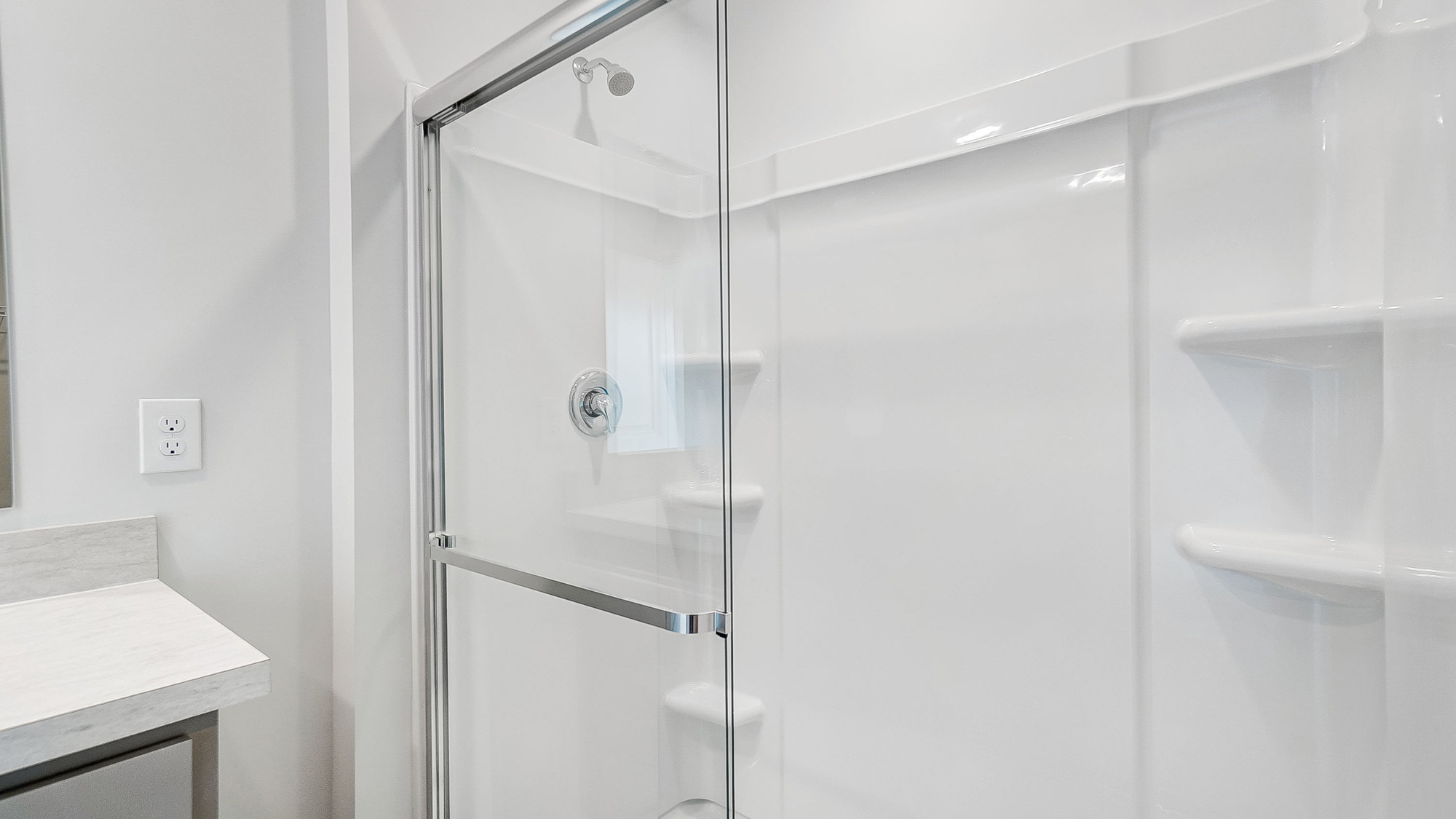 ensuite walk in shower