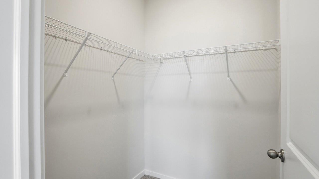 Freeport Bedroom 1 closet