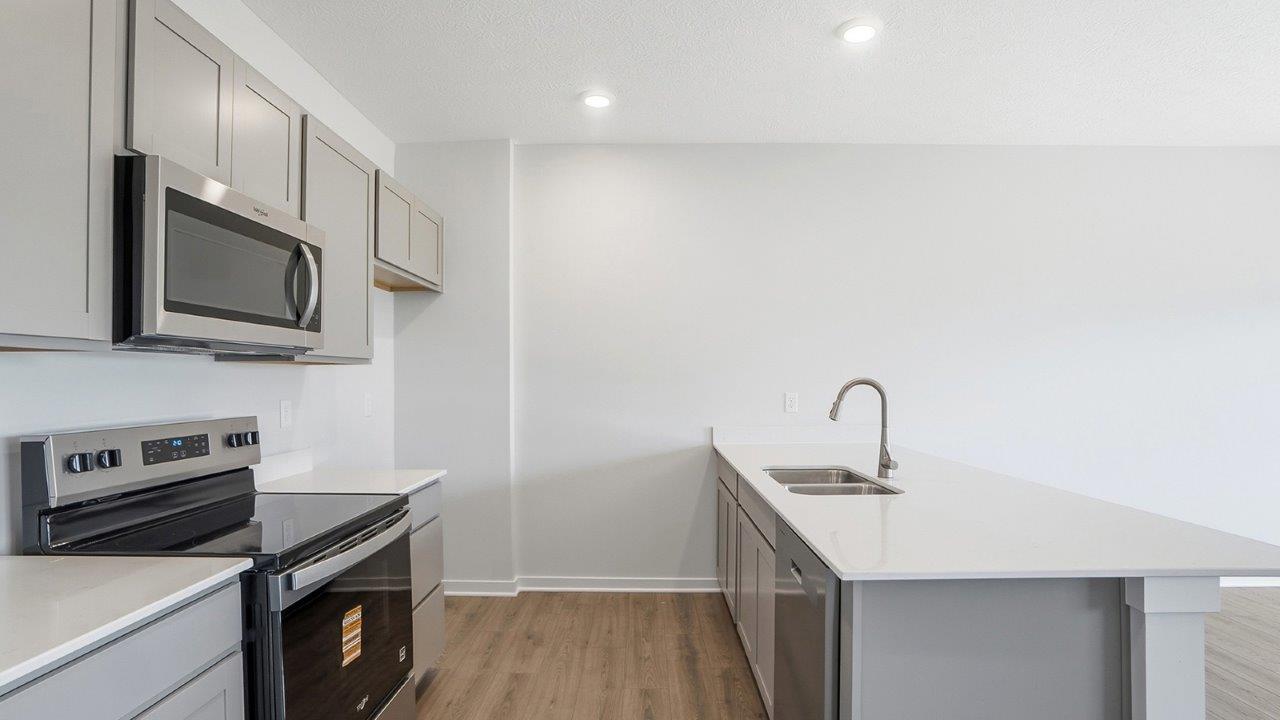 Freeport kitchen with white cabinets