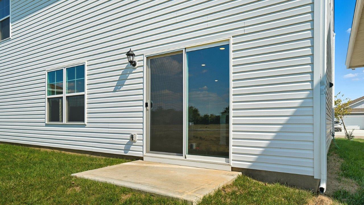 Henley Exterior Rear