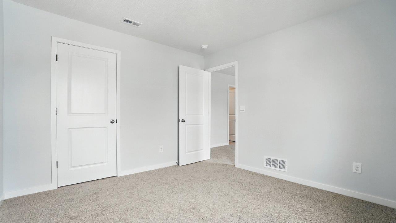 fourth bedroom closet and entry