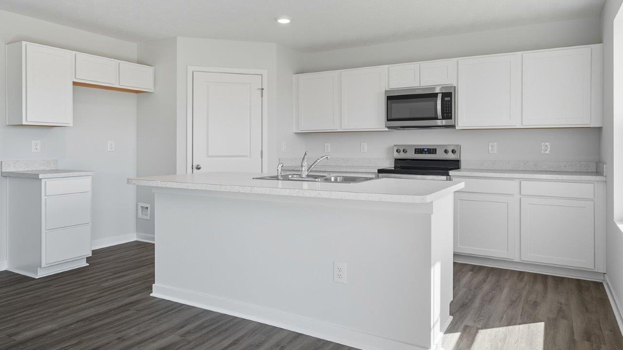 Stamford Kitchen with white cabinets