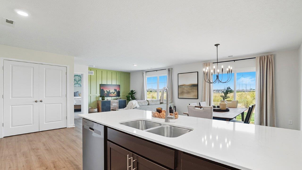 Freeport Kitchen with dark stain cabinets