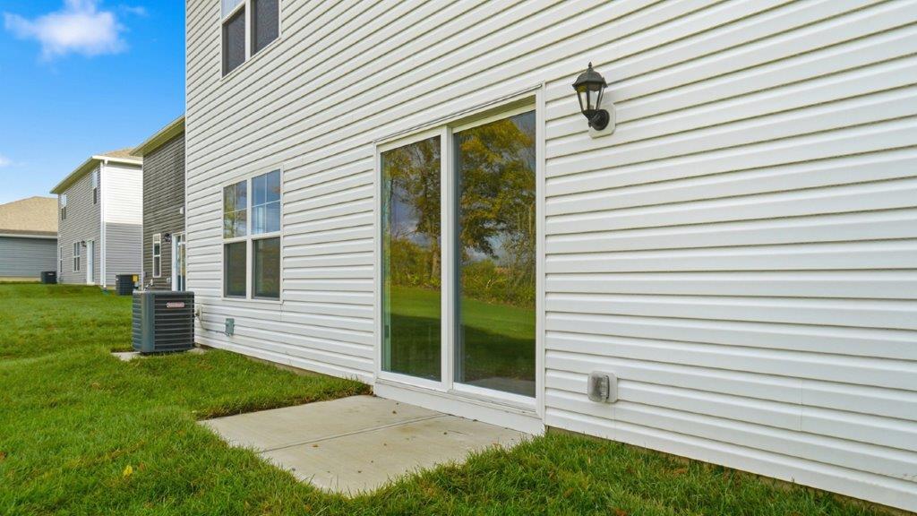 Stamford Rear exterior