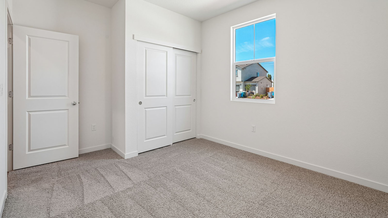 Montego Cali Plan 1924  secondary bedroom