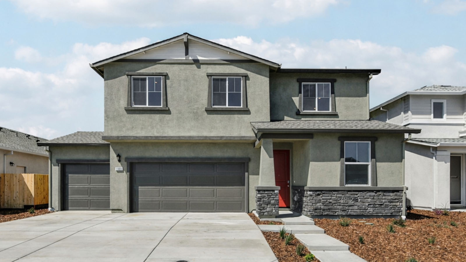 Montego Plan 2311 Exterior