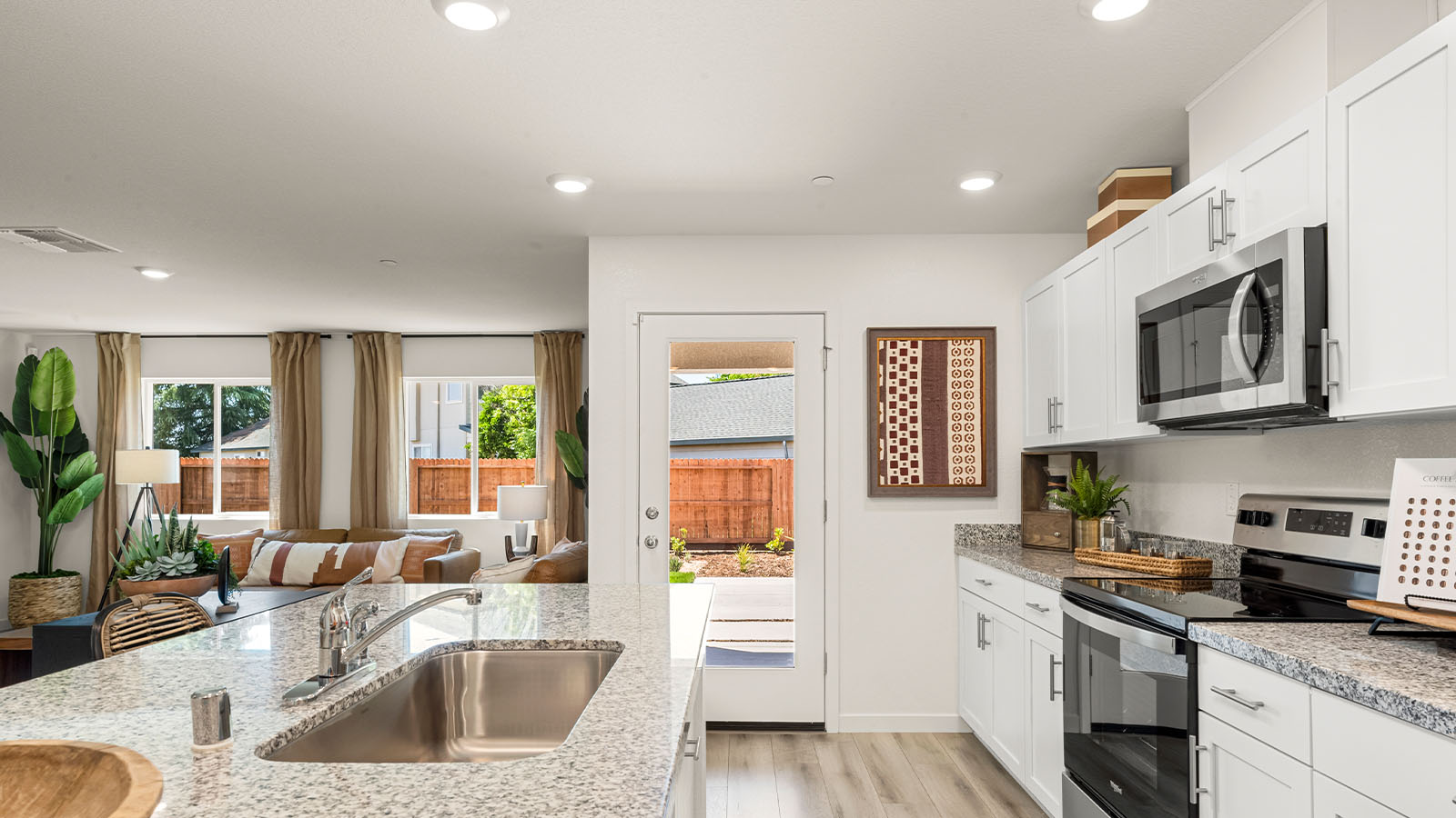 Harter Estates Plan 1501 Open Kitchen