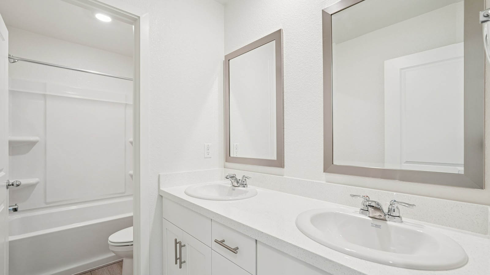 Harter Estates Plan 2311  Bathroom