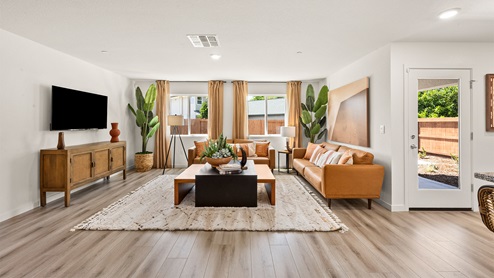 Harter Estates Plan 1825 Living Room