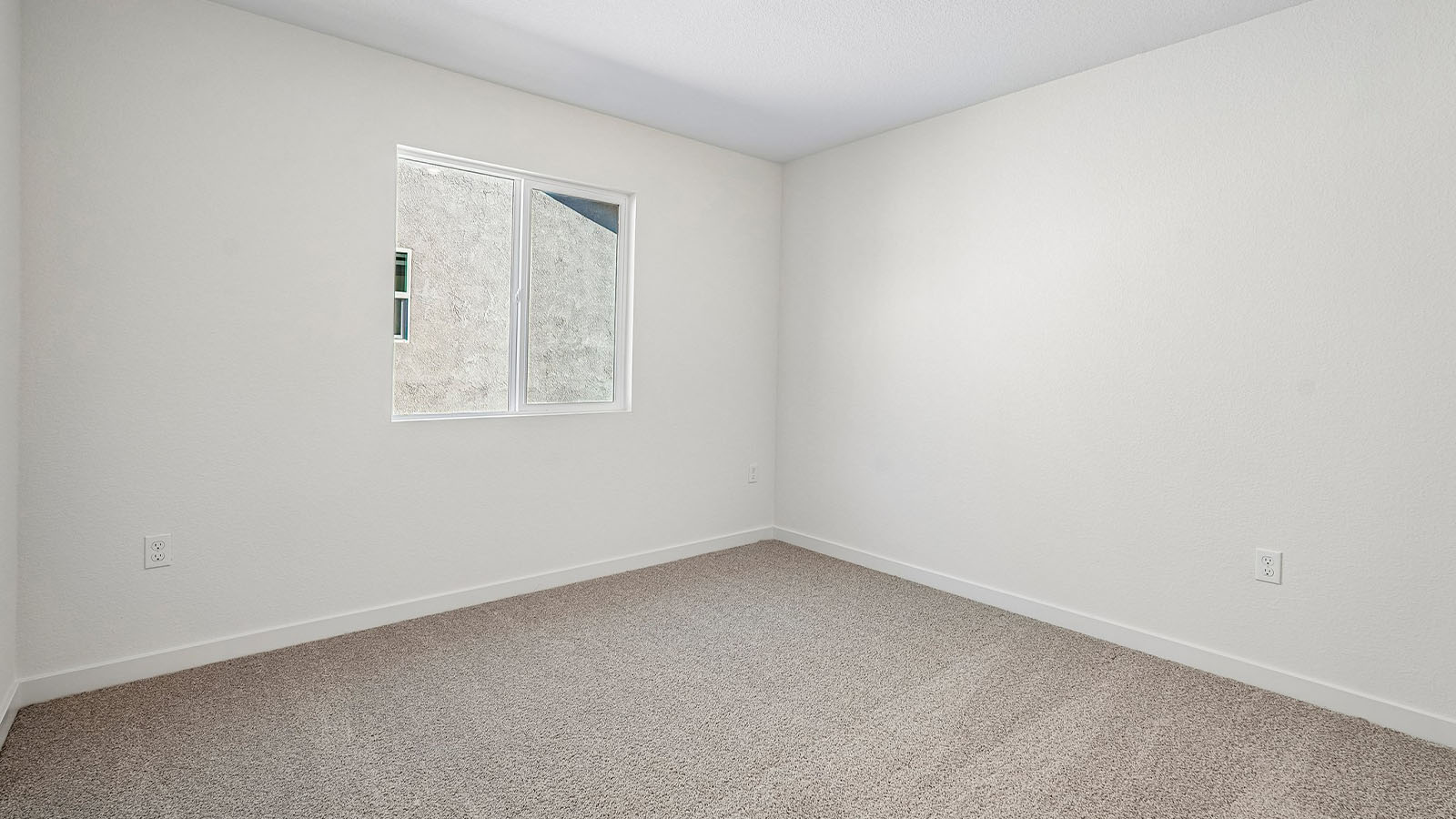 Jasper Clementine Plan 1811 bedroom