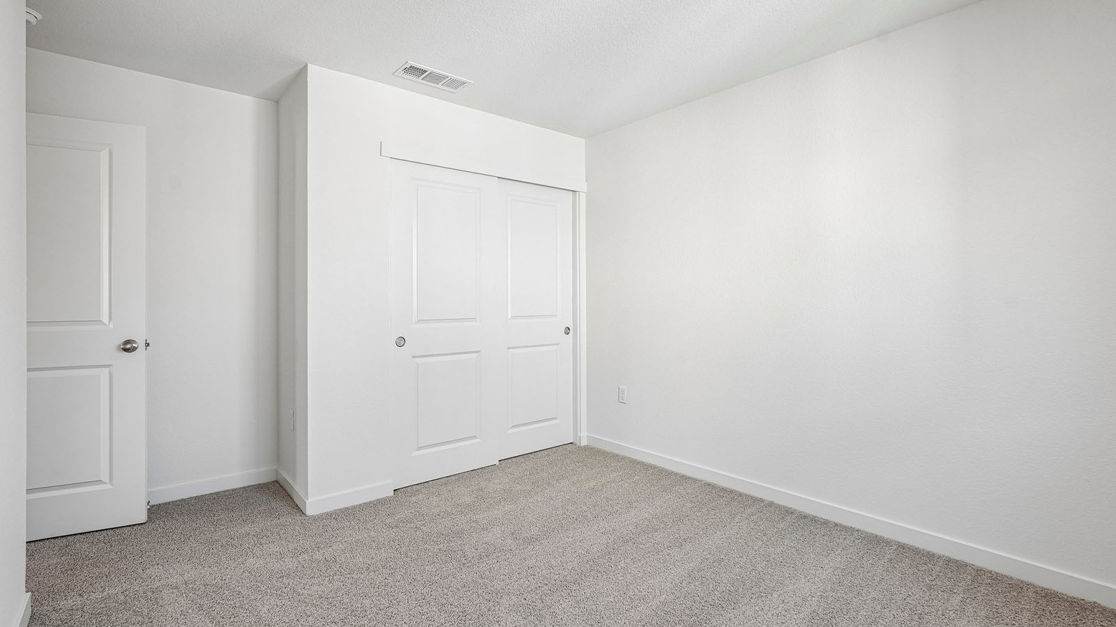 Jasper Clementine Plan 1811 secondary bedroom