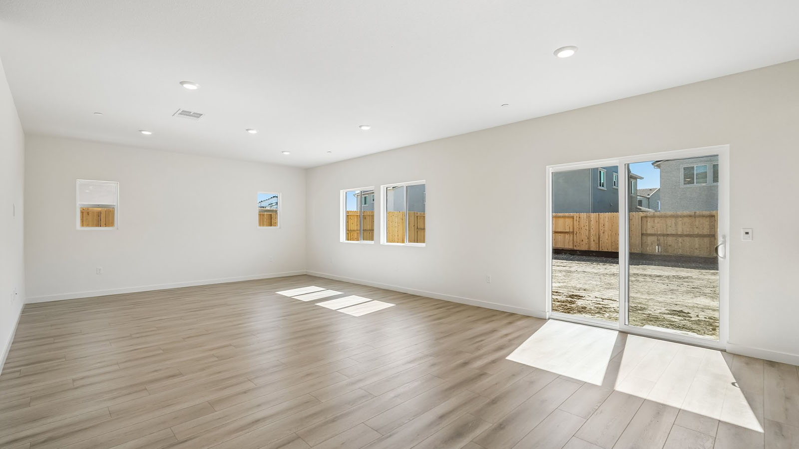 Aviara at Amoruso Ranch Plan 2617 dining room area