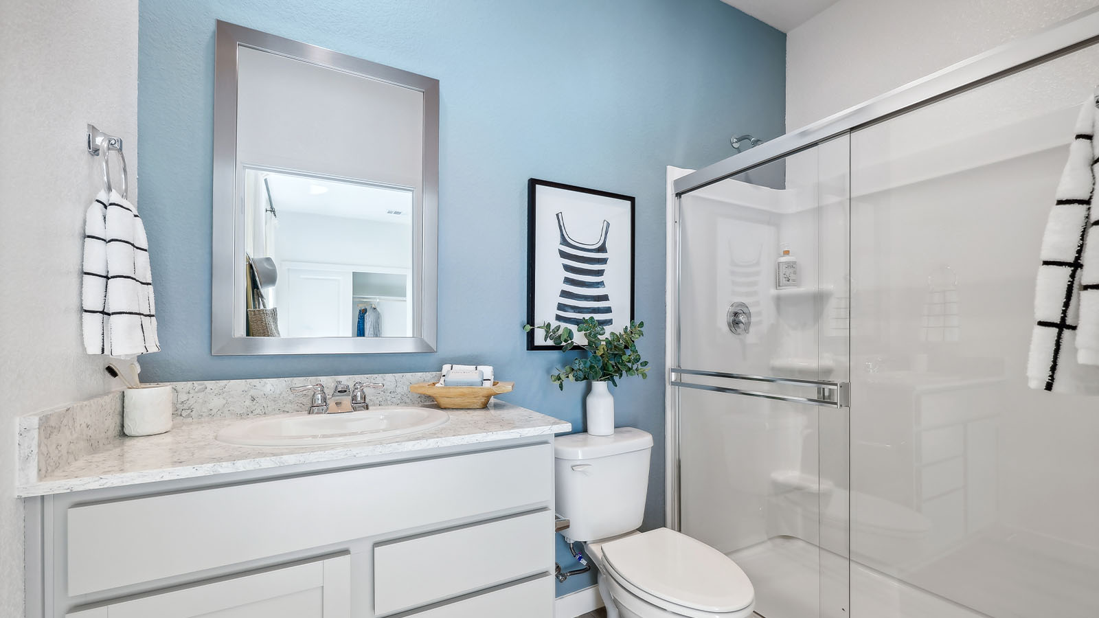 Aviara at Amoruso Ranch Plan 2617 Multi Gen Bathroom