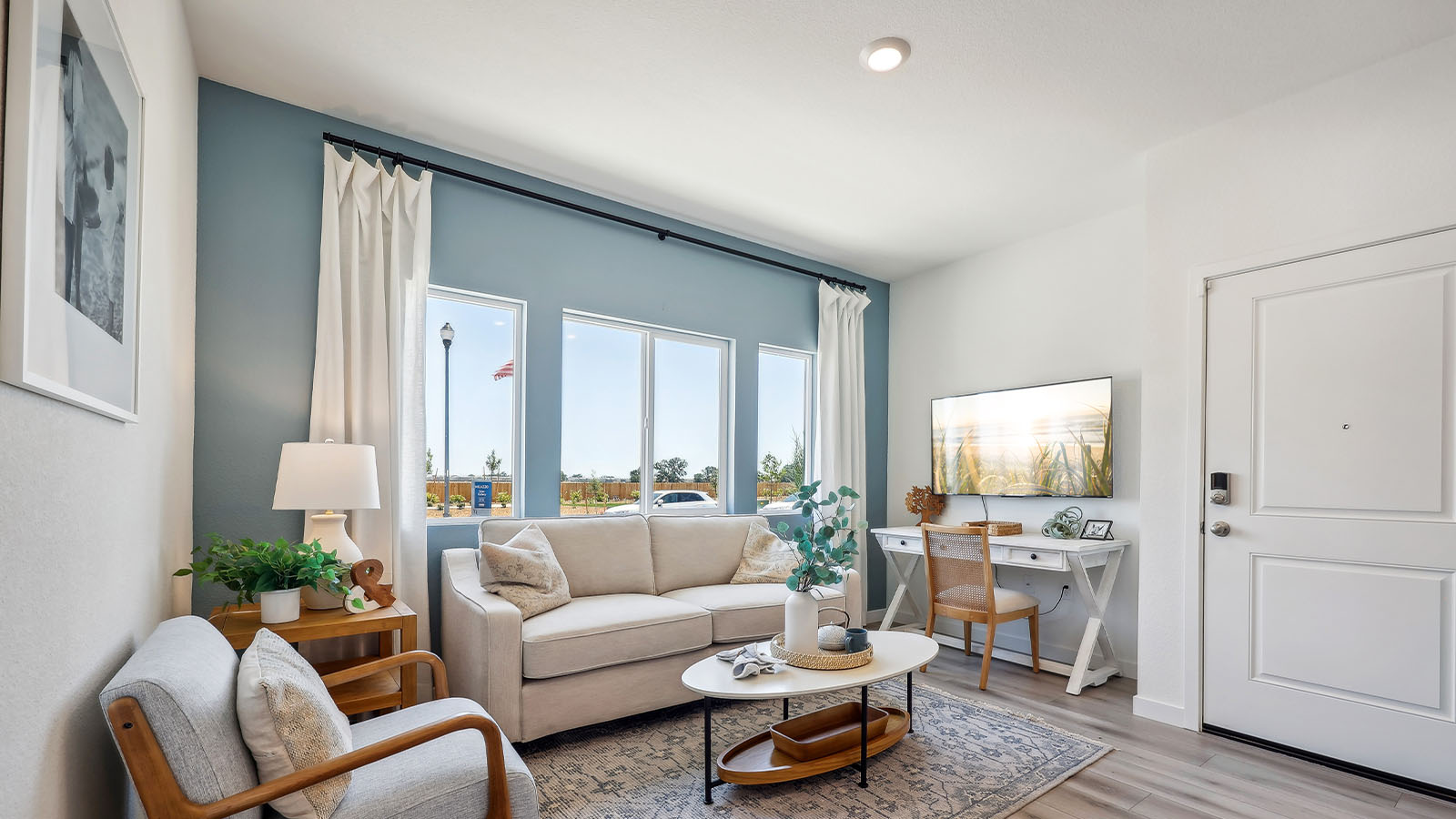 Aviara at Amoruso Ranch Plan 2617 Multigen  Living Area