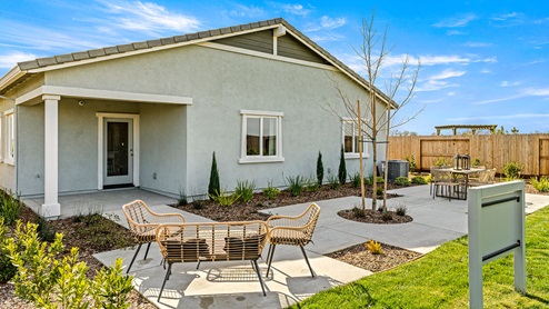 Aviara at Amoruso Ranch Plan 1825 Model Backyard