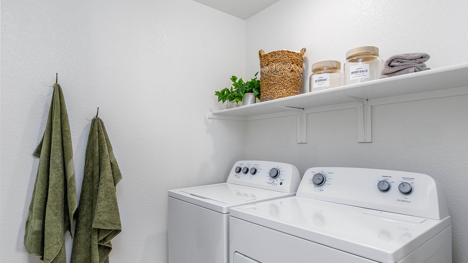 Milazzo at Amoruso Ranch Muir Plan 1547  laundry