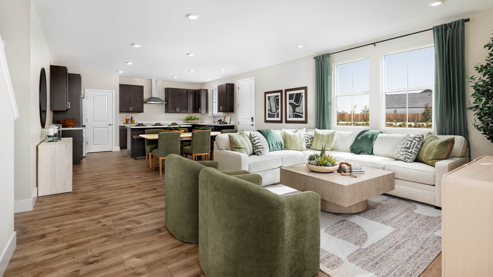 Lucia Plan 2369 Living Area Overall