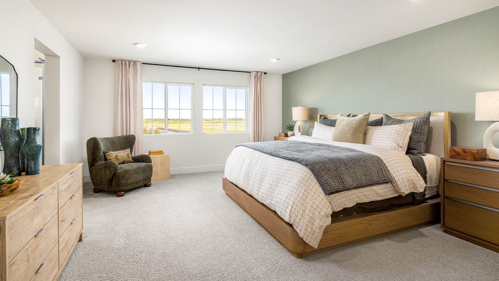 Lucia Plan 2369Bright Cozy Primary Suite