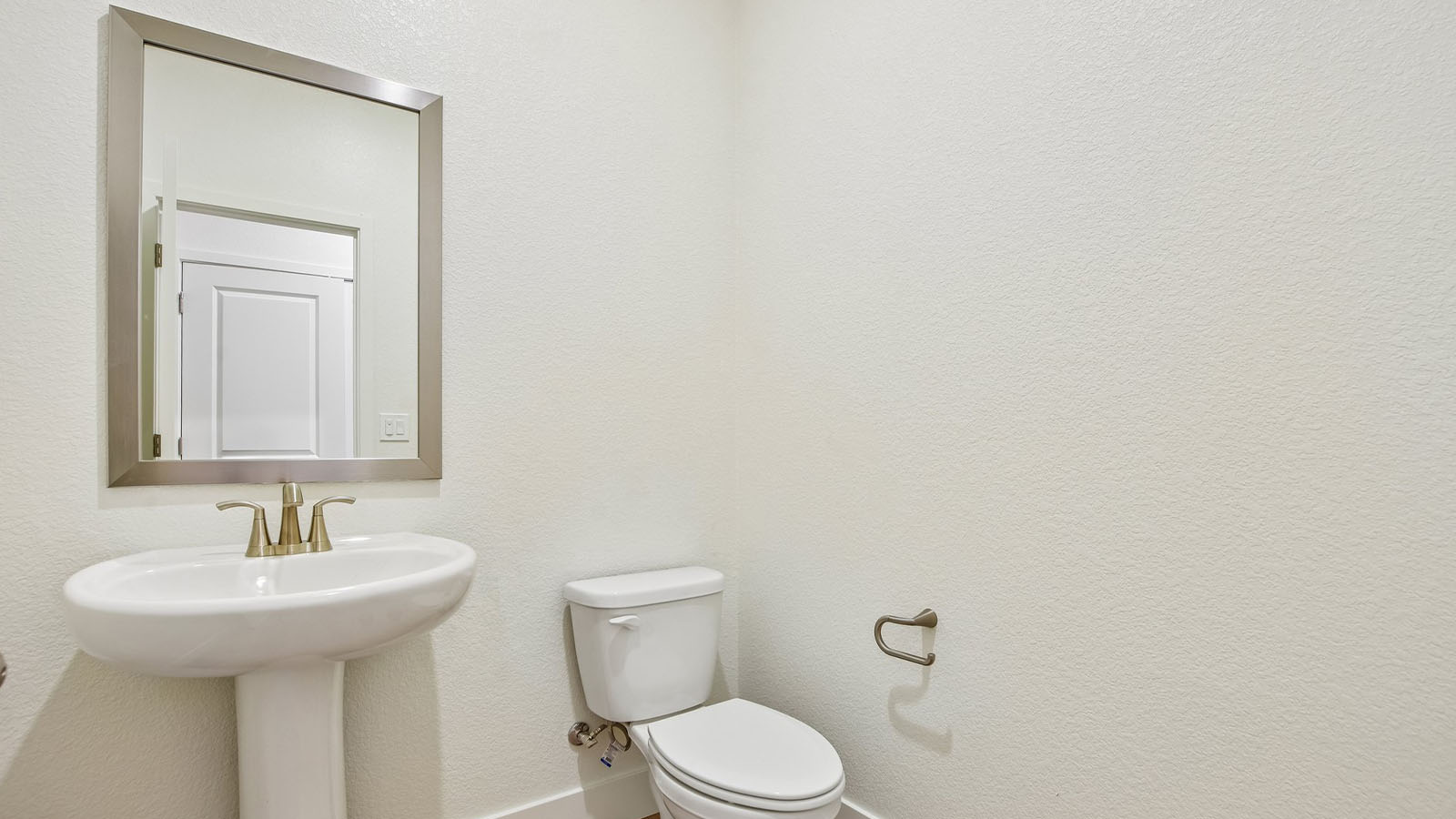 Ibiza Cali Plan 1924  half bath