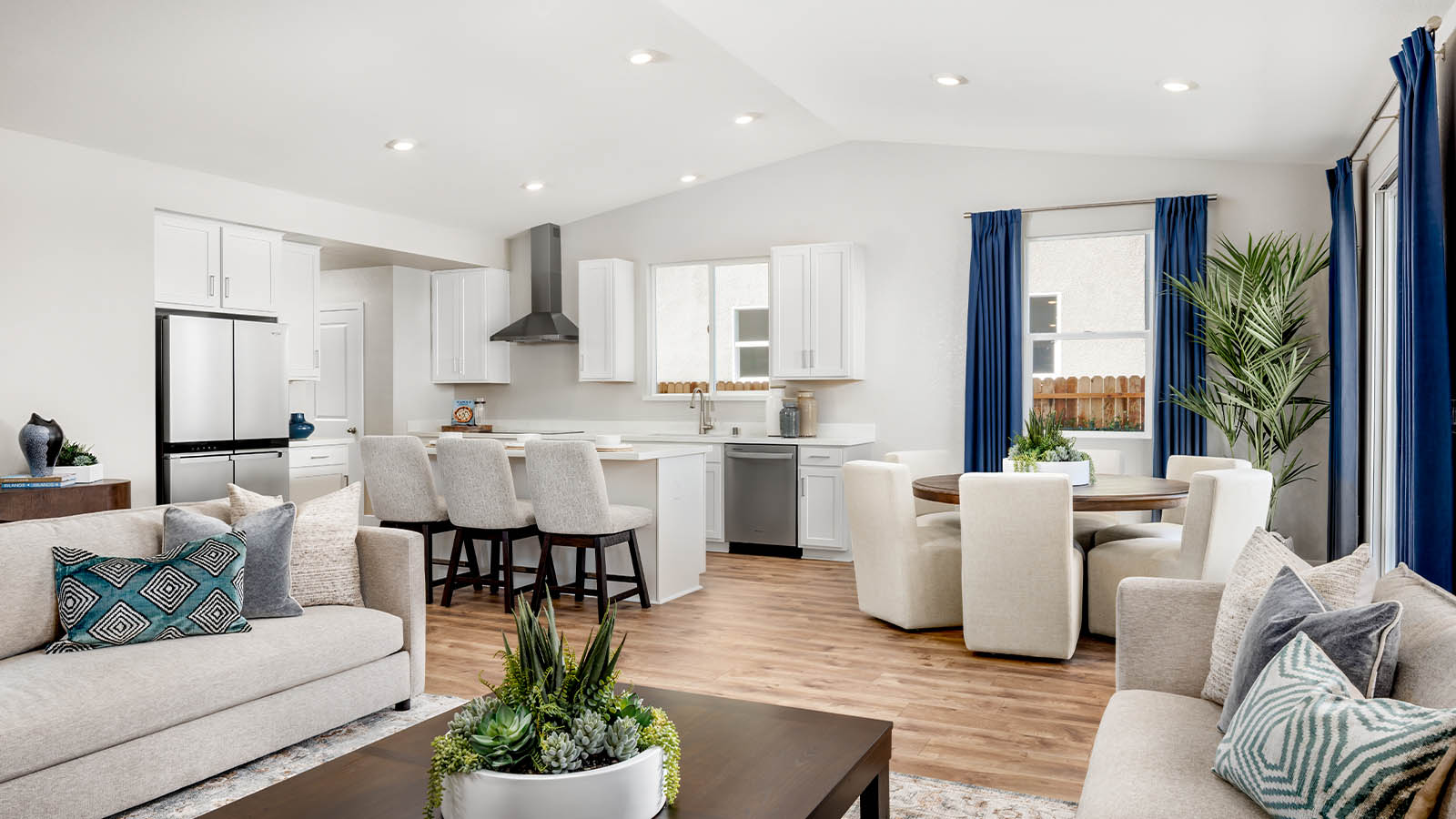 Ibiza at Delta Shores Willow Plan 2594  roomy living area