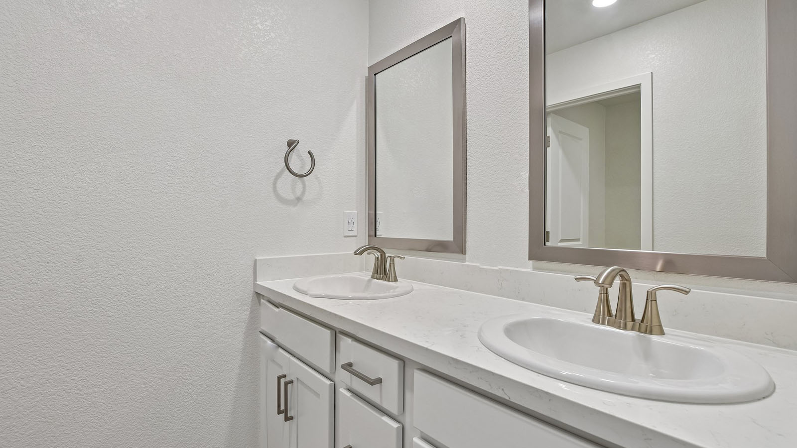 Ibiza at Delta Shores Plan 2594 dual sinks in bathroom