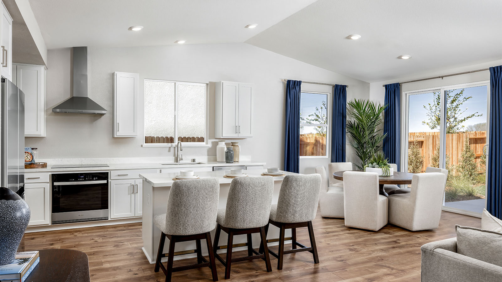 Ibiza at Delta Shores Willow Plan 2594 kitchen island with seating