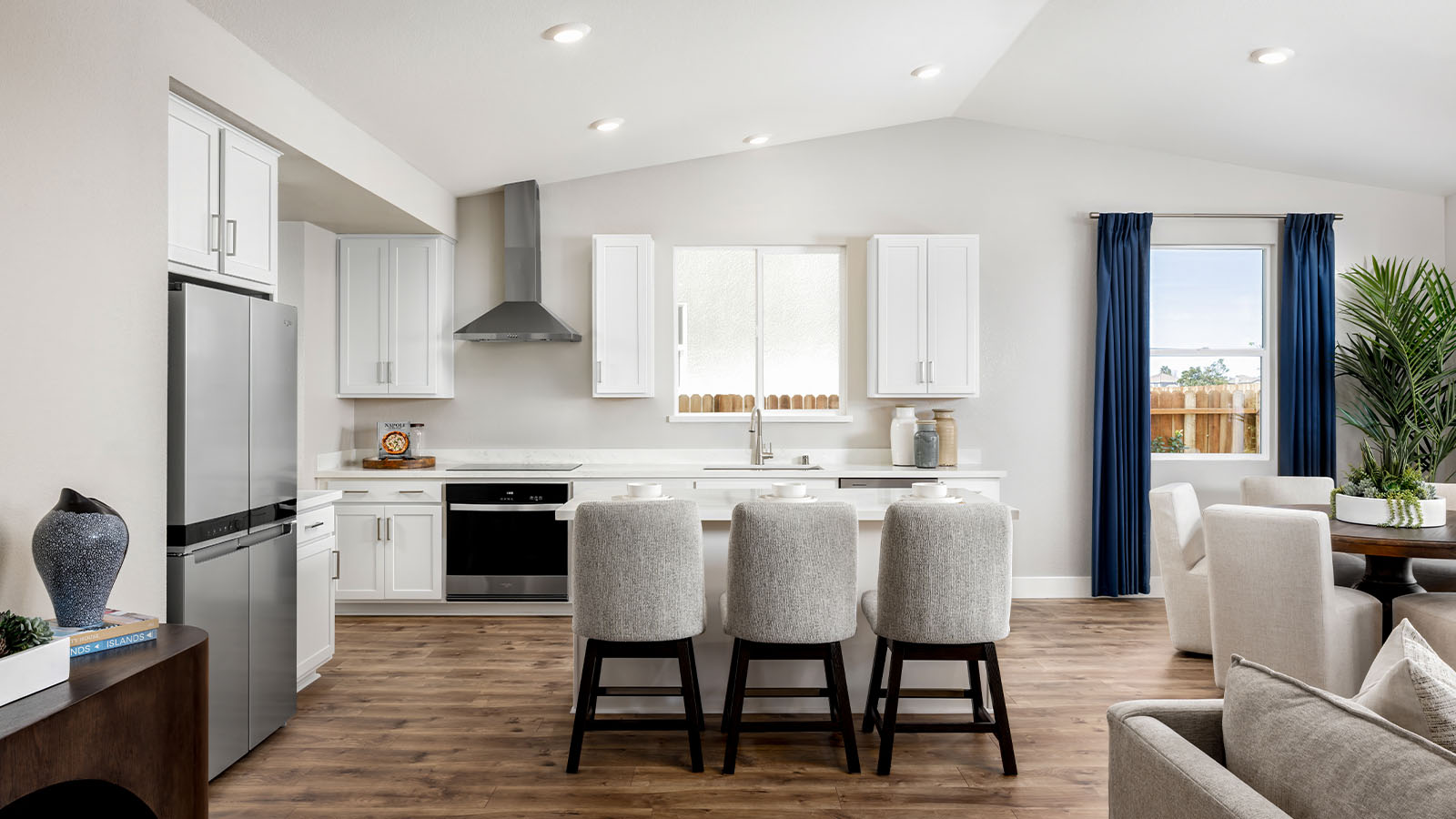 Ibiza at Delta Shores Willow Plan 2594 kitchen island with seating