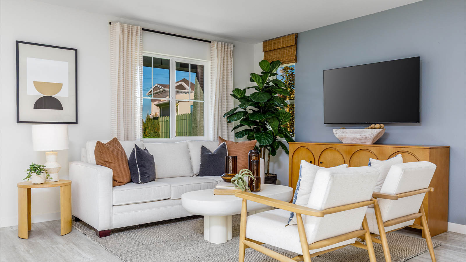 Skylar Plan 1296 Inviting Living Area