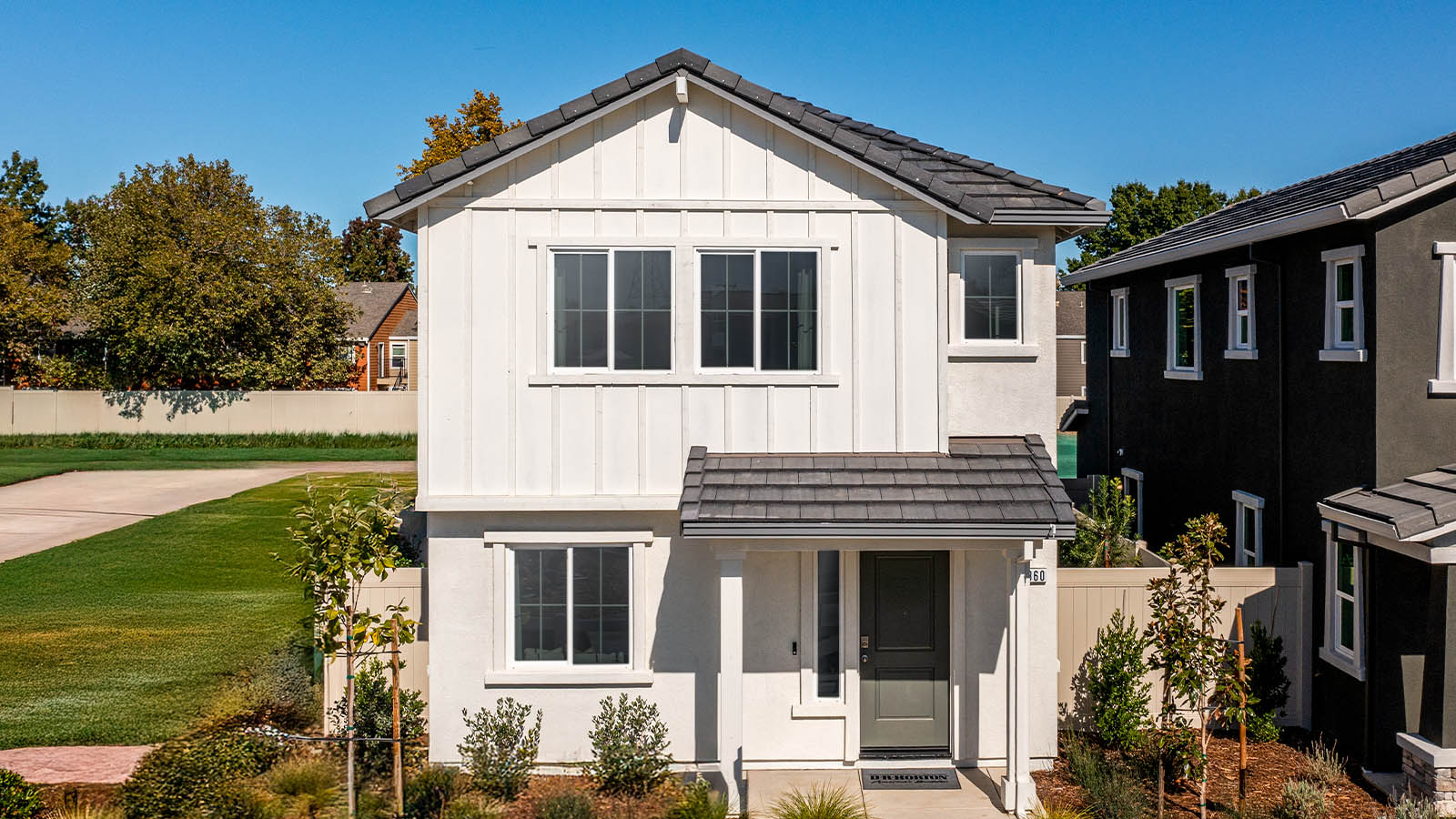 Skylar Plan 1387 Exterior