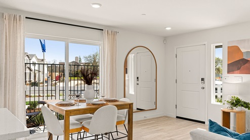 Skylar Plan 1387 Dining Room