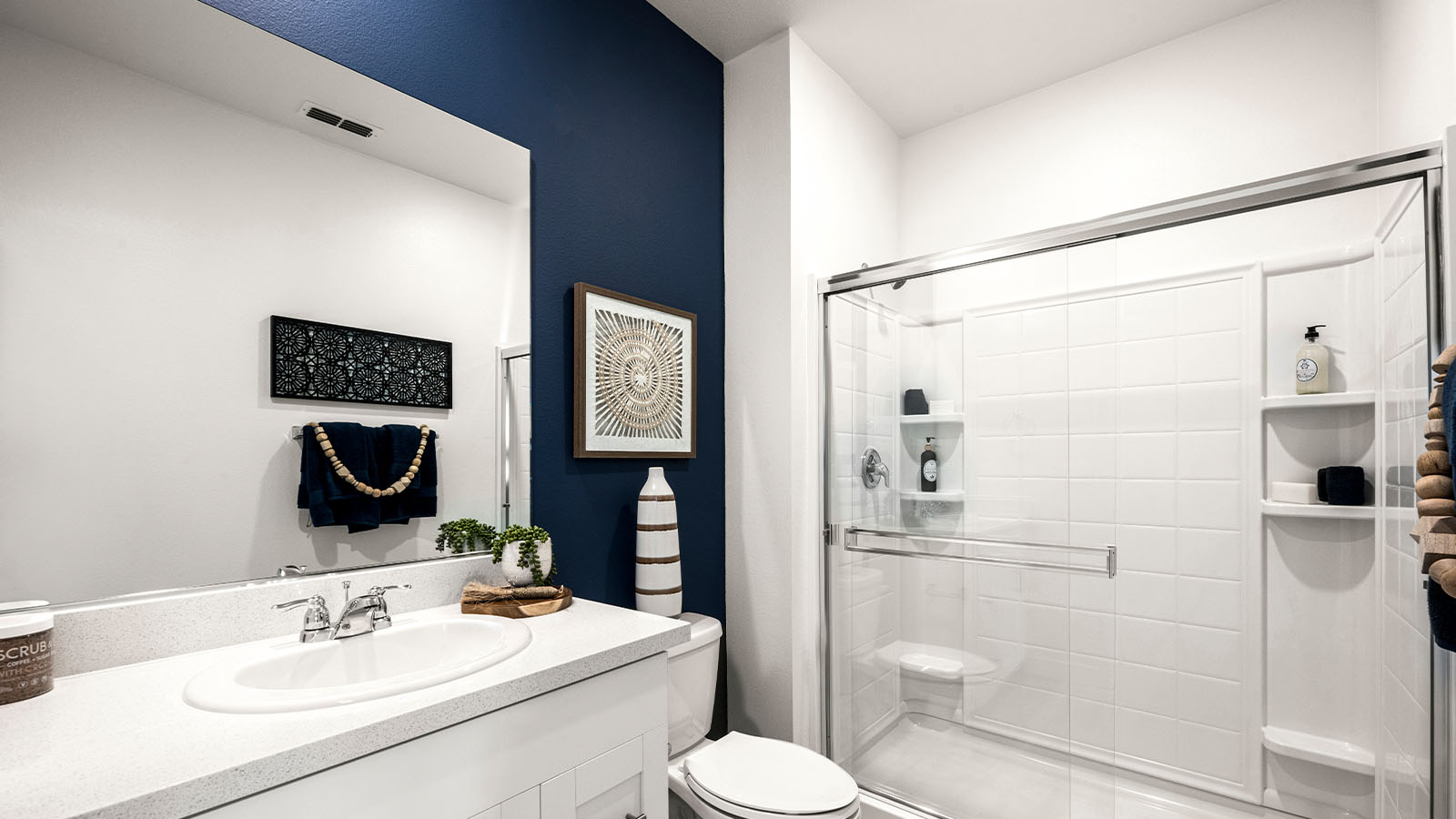 Harlen at Salt Creek Plan 2538  Secondary Bathroom