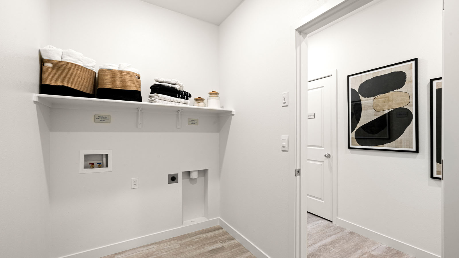 Magnolia at Shastina Ranch Plan 2035 large laundry room